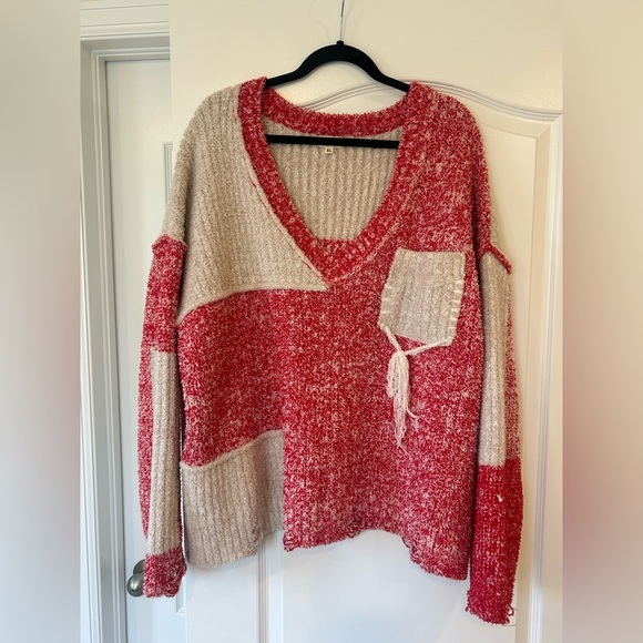 NWOT POL Camille V Neck Colorblock Distressed Oversized Sweater - Picture 3 of 8